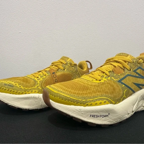 NEW BALANCE FRESH FOAM X HIERRO V8 COLOR MUSTARD SNEAKERS SIZE: 6.5 WOMENS - Picture 2 of 10